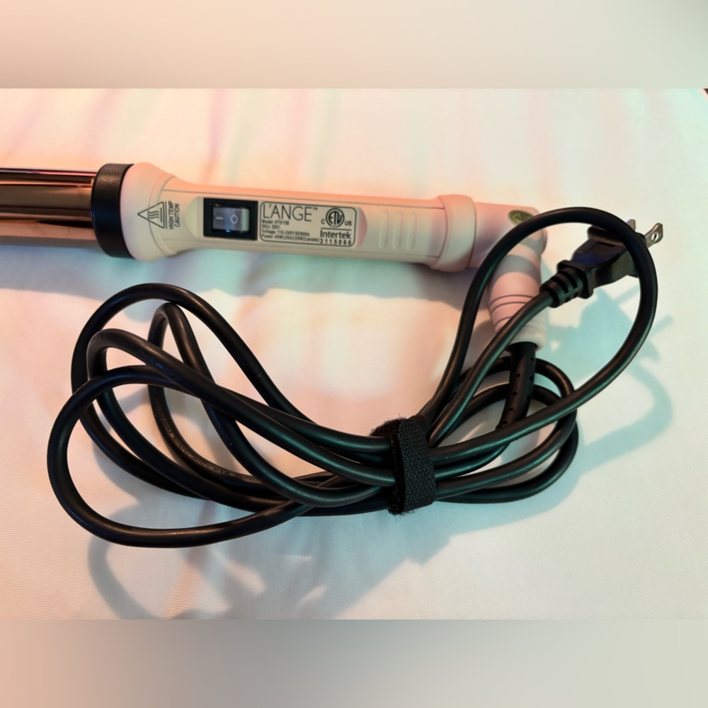 L'ange Hair Styling Tool with Black Cord